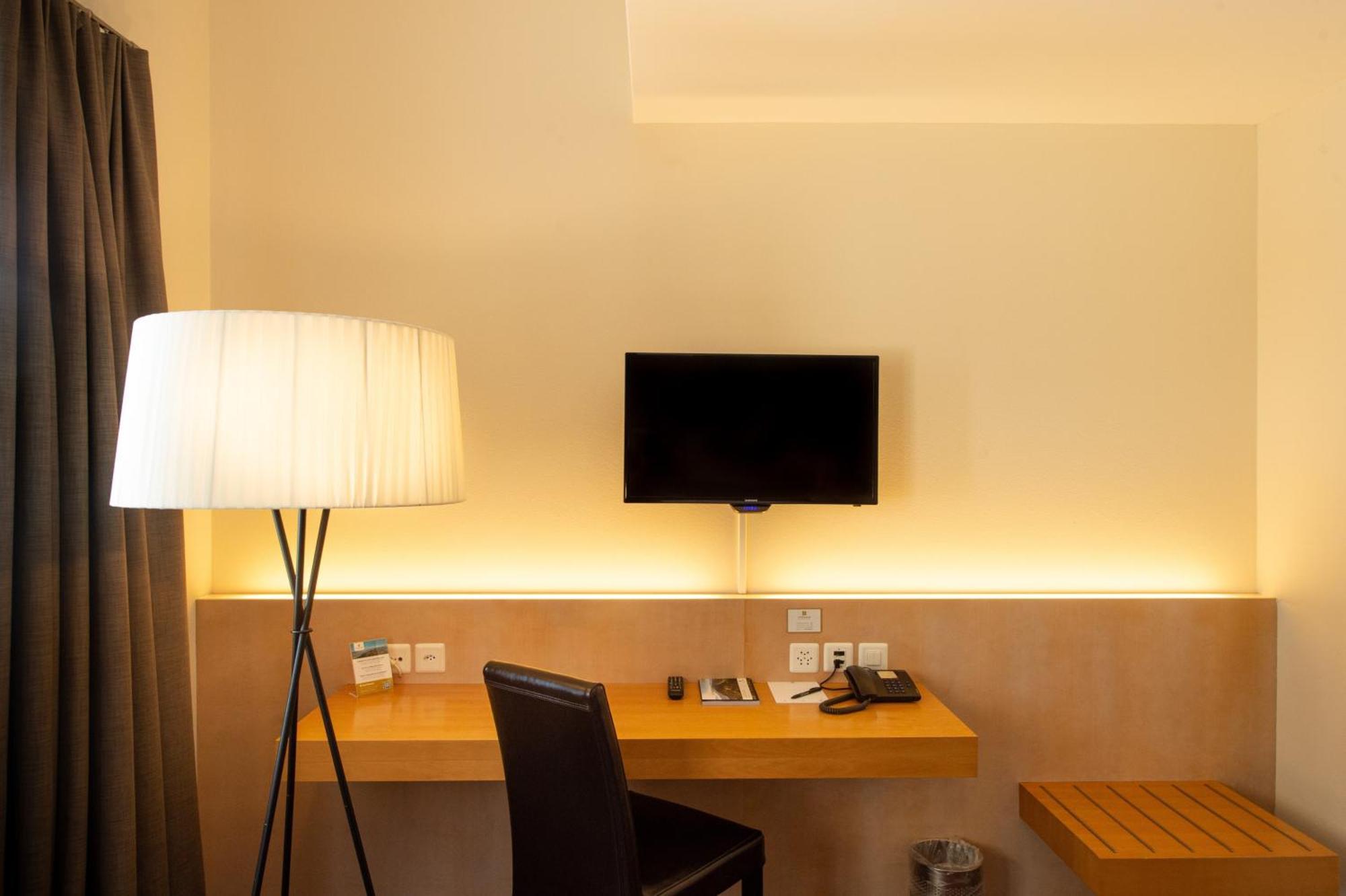 Hotel Uto Kulm Car-Free Hideaway In Zurich Bonstetten Δωμάτιο φωτογραφία